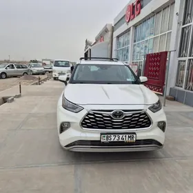 Toyota Highlander 2020