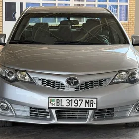 Toyota Camry 2014