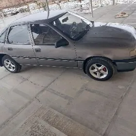 Opel Vectra 1989