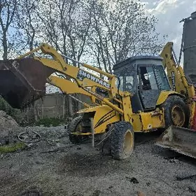 JCB 3CX Pothole Master 2013