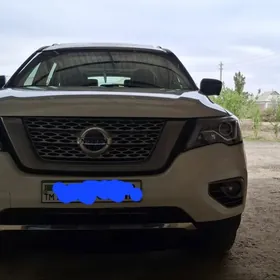 Nissan Pathfinder 2020