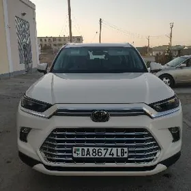 Toyota Grand Highlander Hybrid 2024