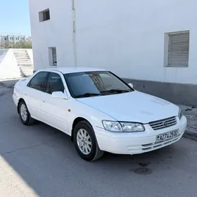 Toyota Camry 1999