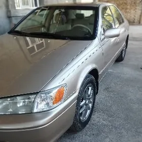 Toyota Camry 1998