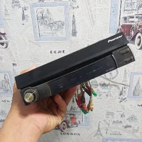 Cykyan tv Pioneer 6550