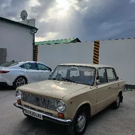 Lada 2104 1980
