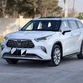 Toyota Highlander 2020
