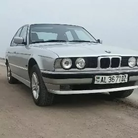 BMW 525 1990