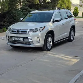 Toyota Highlander 2018