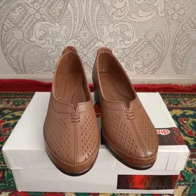 Gelin-gyz ayakgaplary