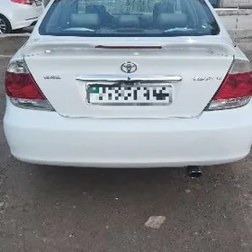 Toyota Camry 2004