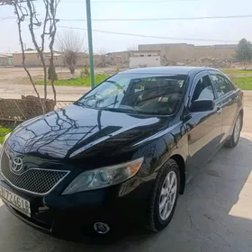 Toyota Camry 2011
