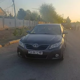 Toyota Camry 2010