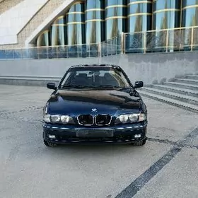 BMW E39 1999