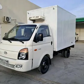 Hyundai H100 2012