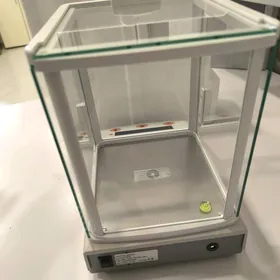 terezi laborator.весы аналитич