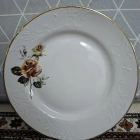 Тарелки  десертный
