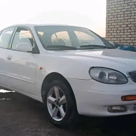 Daewoo Leganza 2000