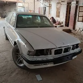 BMW 7 Series 1989
