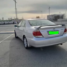Toyota Camry 2005