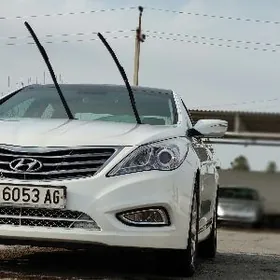 Hyundai Grandeur 2012