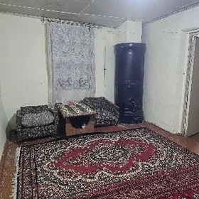 Дом 3 комнаты без хозяиеа