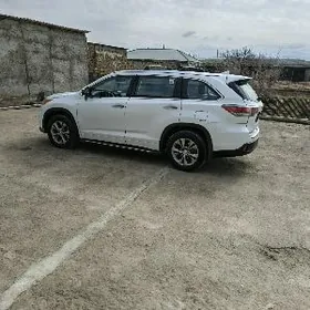 Toyota Highlander 2016