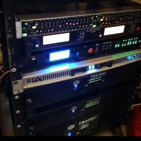 Той Усилитель .TRX 3500..