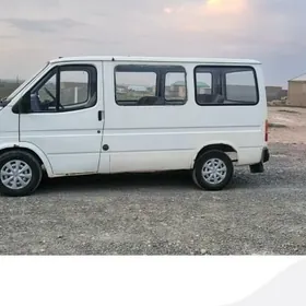 Ford Transit Wagon 2014