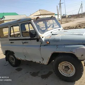 UAZ 469 1999