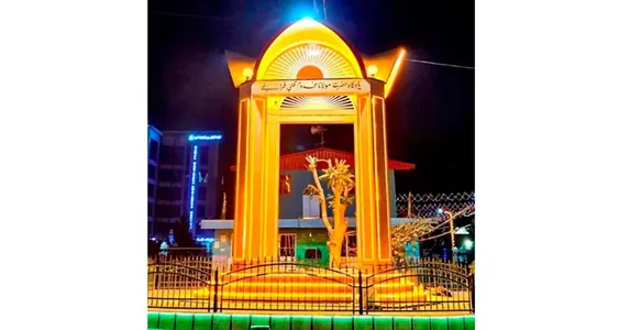 В Афганистане завершили реставрацию памятника Махтумкули Фраги