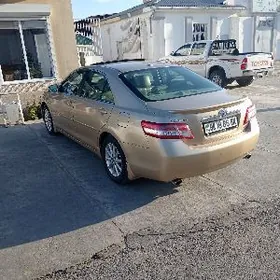 Toyota Camry 2011