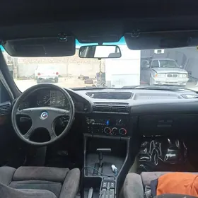 BMW 530 1990