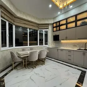 SAWETSKI 1PLOSATKA 2KWARTIRA