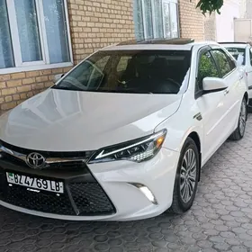 Toyota Camry 2017