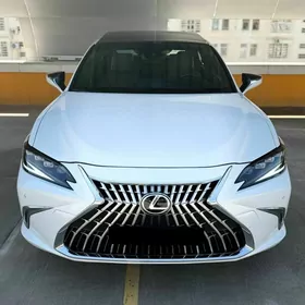 Lexus ES 350 2022