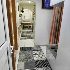 Satlyk 3/1 etajy 2kom 52m²