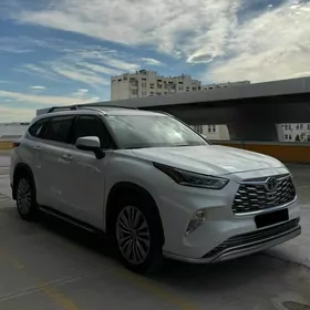 Toyota Highlander 2022