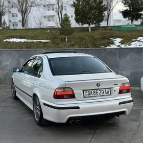 BMW 330 2003