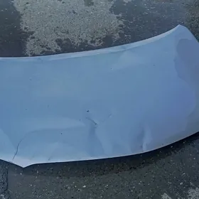 corolla kapot капот