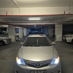Toyota Camry 2012