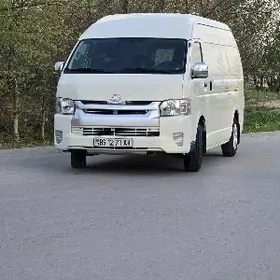 Toyota Hiace 2014