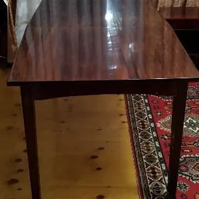 стол обеденный