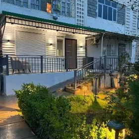 Gowdan W 1 etaz 3 komnat Lux