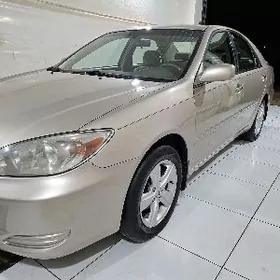 Toyota Camry 2003