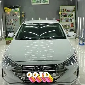 Hyundai Elantra 2020