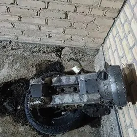 2.5 lik mark mator prastoy