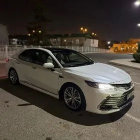 Toyota Camry 2020