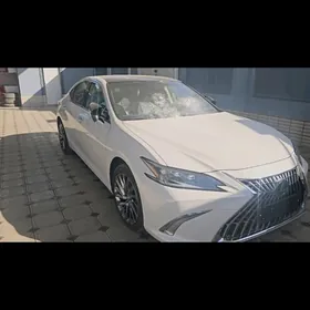 Lexus ES 350 2021