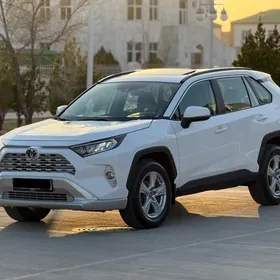Toyota RAV4 2020